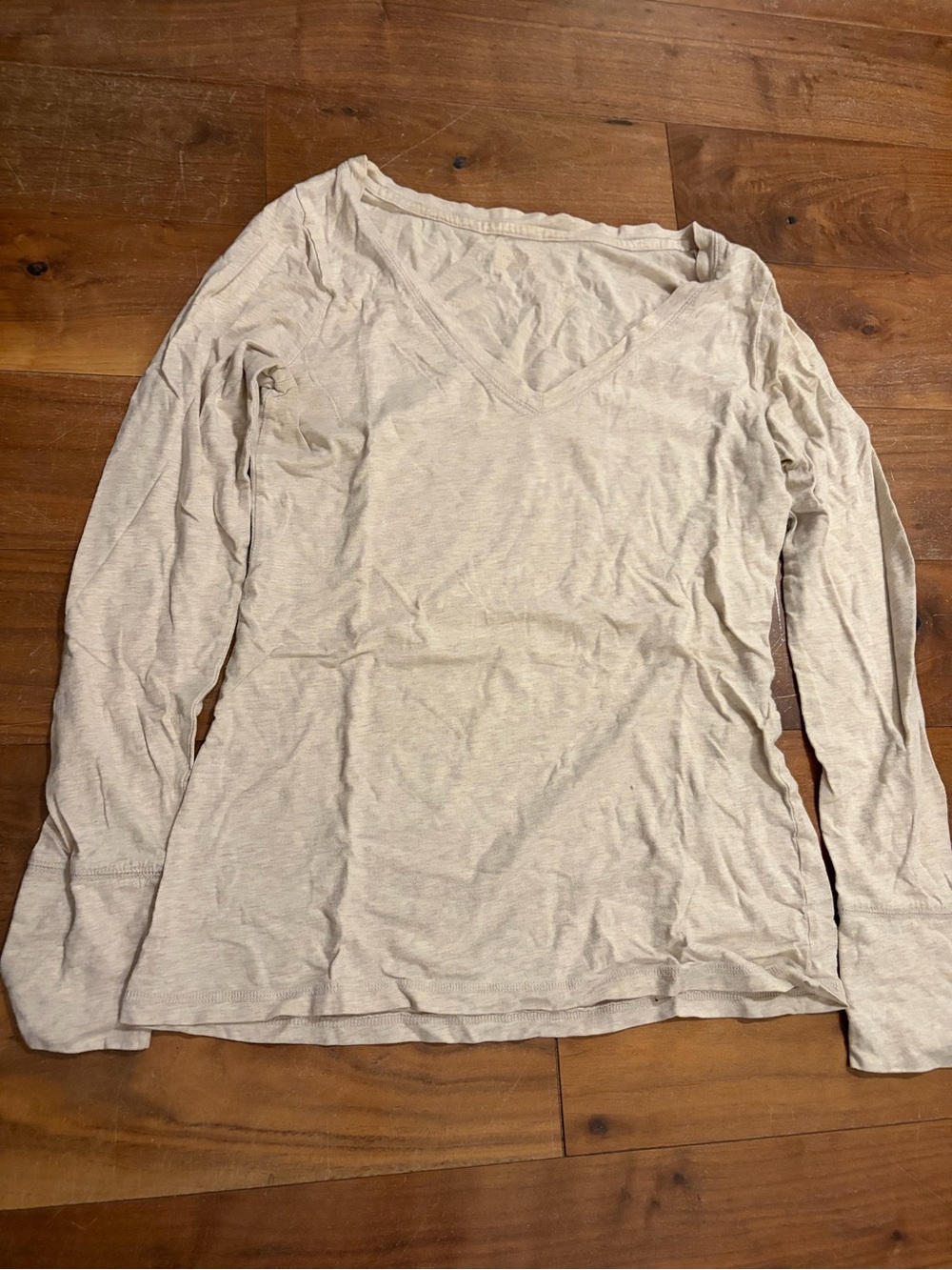 Mossimo Supply Co. Light Beige V-Neck Long Sleeve Tee